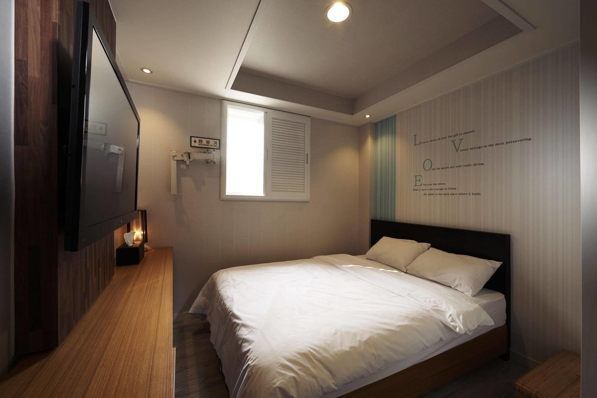 New Suwon Hotel Dış mekan fotoğraf