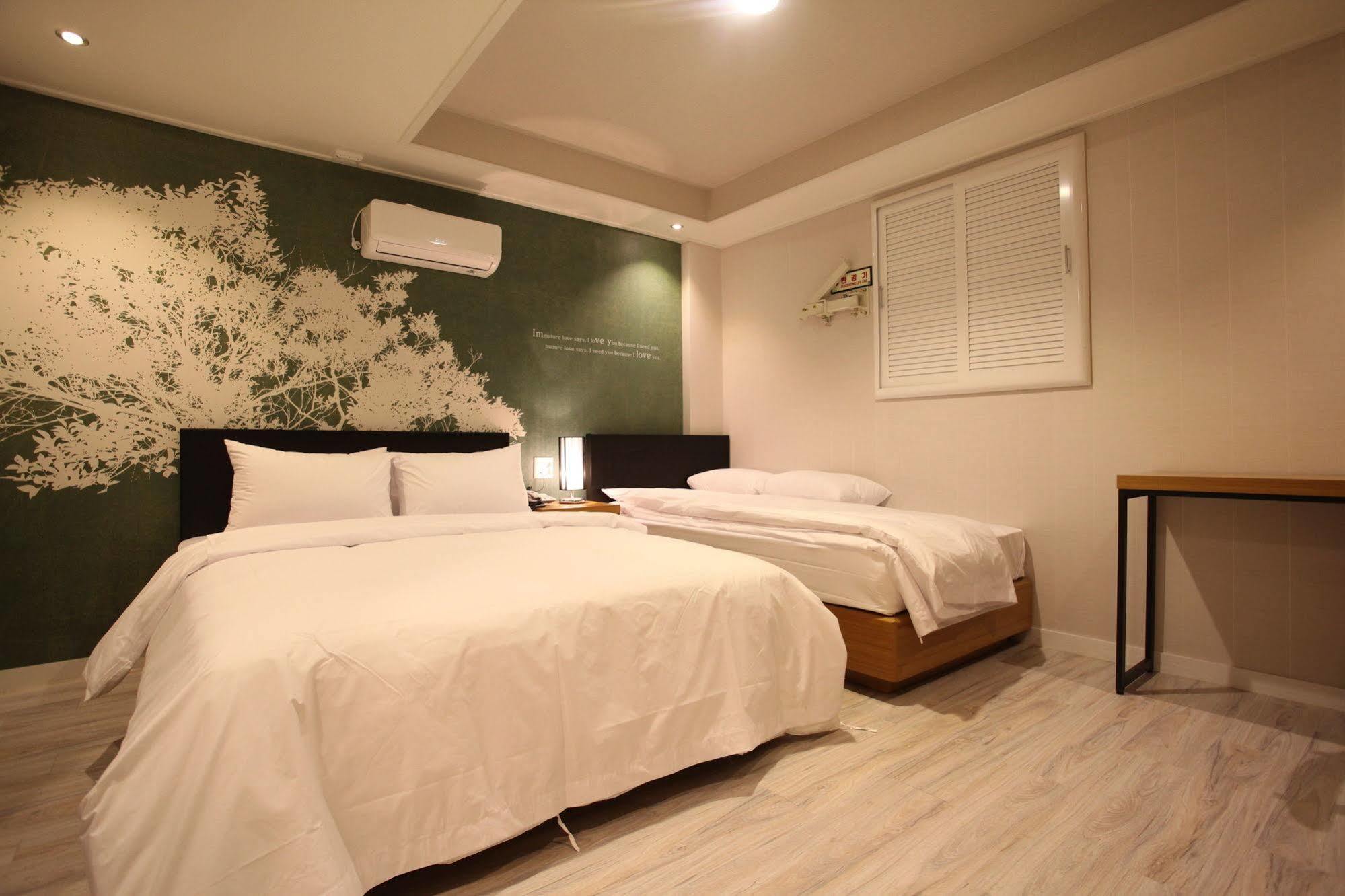 New Suwon Hotel Dış mekan fotoğraf